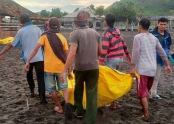Satu Kelompok Lakukan Ritual Di Pantai Jember Berujung Tewaskan Sepuluh Orang Anggotanya