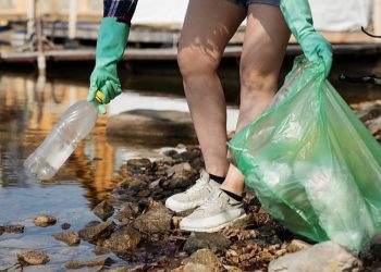 KLHK Ungkap Gaya Hidup Praktis Mendorong Timbulan Sampah Plastik