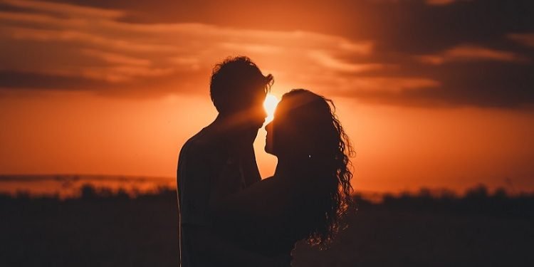 Happy National Girlfriend Day 2022! Jangan Lupa Kasih Hadiah Untuk Pasanganmu ya!