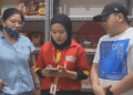 Karyawan Alfamart Diancam UU ITE oleh Wanita Pengambil Cokelat