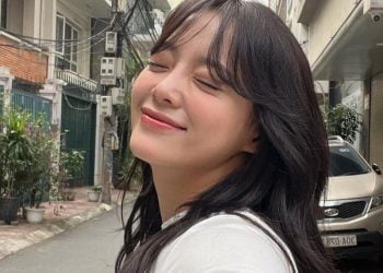 Gelar Fan Meeting di Jakarta, Kim Sejeong Tampil Lebih Memukau