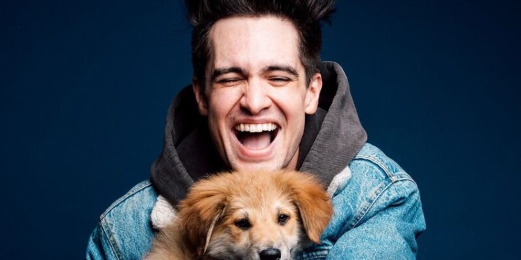 Bubarnya Panic! At The Disco Karena Brendon Urie