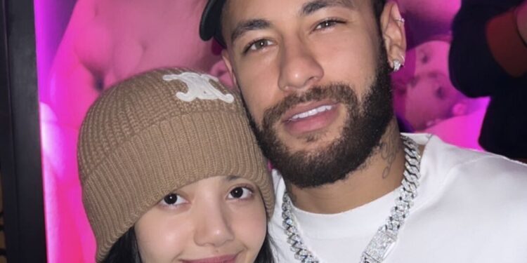 Viral Nya Foto Lisa BlackPink dan Neymar