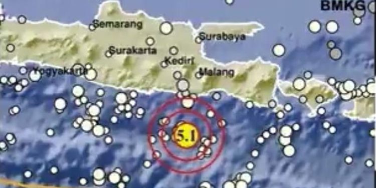 Gempa Guncang Malang Tak Potensi Tsunami