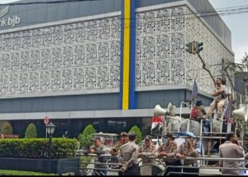 Nasabah Menuntut Transparansi Tabungan Beku di Bank bjb