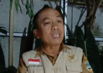 Steve Ewon, YouTuber, pencinta hewan liar sekaligus Kepala Desa Kertawangi Kecamatan Cisarua Kabupaten Bandung Barat - uwo- jenggala.id