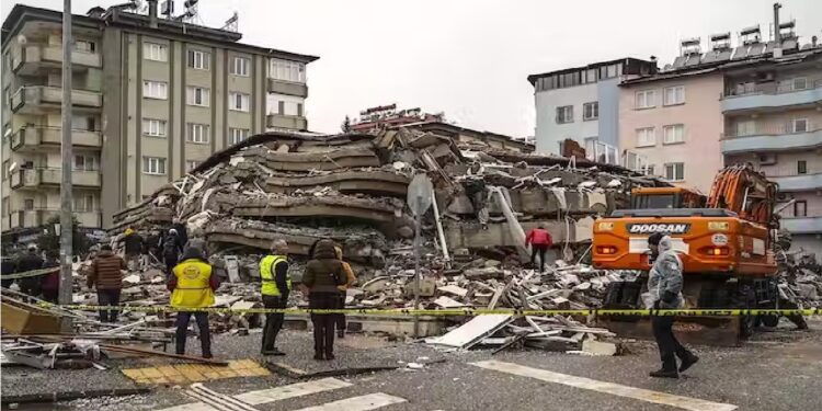 Gempa Turki Akibatkan 24 Ribu Lebih Meninggal Dunia