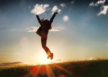 Ramalan Zodiak Selasa Terkait Karier Cancer Waktunya Raih Penghargaan