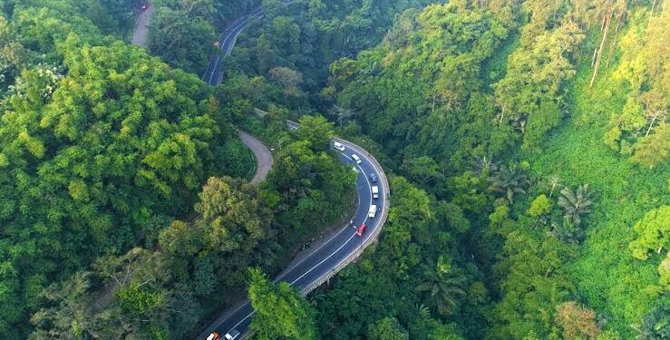 Tol Cisumdawu Beroperasi, Jalan Cadas Pangeran Berubah Sepi