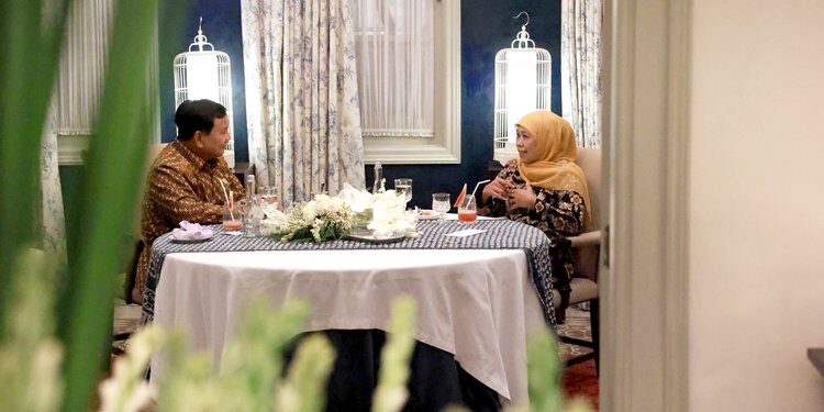 Kode Pertemuan Prabowo Khofifah