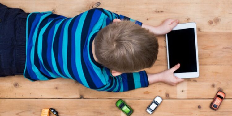 Mengatasi kecanduan gadget pada anak