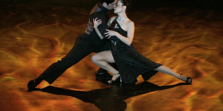 Tarian Tango dari Argentina