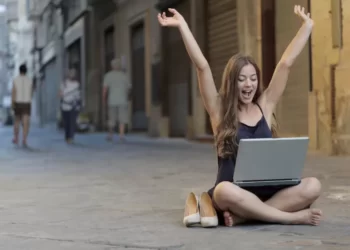 Weton dalam Primbon Jawa masih menjadi patokan sebagian masyarakat Indonesia