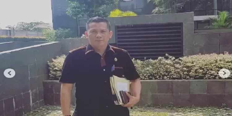 Bupati Meranti M. Adil tersangkut kasus korupsi