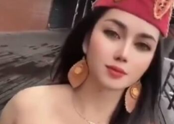 Sosok keponakan Ibu Ida Dayak yang kini membantu melayani pasien ibu Ida Dayak