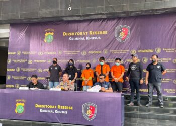 Penyebar Foto Barang Bukti Baju Bekas Impor Ditangkap oleh Polda Metro Jaya