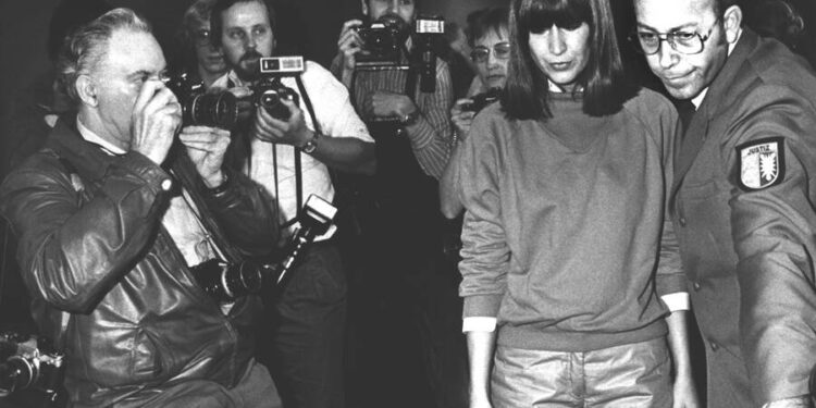 Marianne Bachmeier membalas dendam kematian anaknya dengan elegan