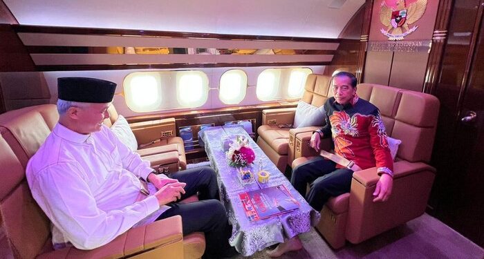Ini Isi Percakapan Ganjar Pranowo dan Joko Widodo dalam Pesawat