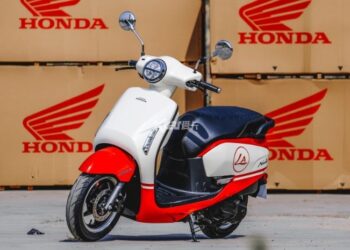 Honda meluncurkan motor bergaya modern klasik bernama Honda NS125LA