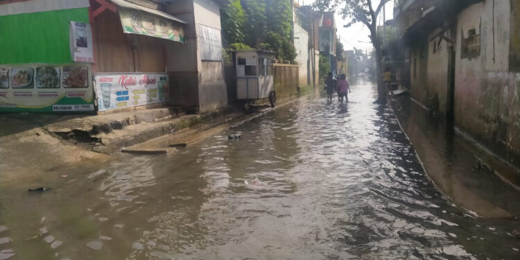 Lebih dari tiga ribu warga terdampak banjir Kabupaten Bandung