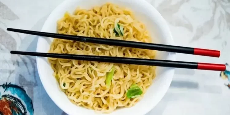 Makanan Mie Instan Masih Aman untuk Dikonsumsi? Aman, Asalkan…