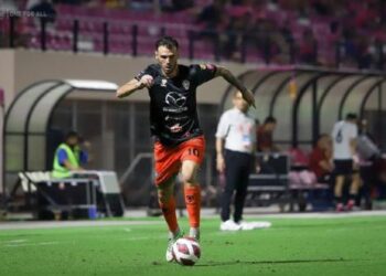 Persib Bandung resmi menggaet Playmaker asal Spanyol Tyronne Del Pino asal Spanyol