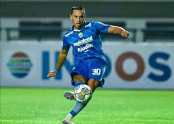 Persib Bandung menang tipis menghadapi Dewa United saat uji coba jelang liga 1 Indonesia musim 2023/2024