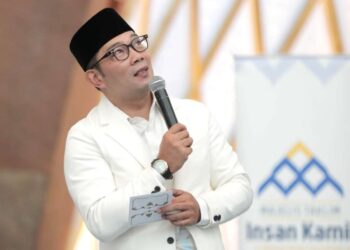 Ridwan Kamil Wacanakan Bandung - Pangandaran 1 Jam