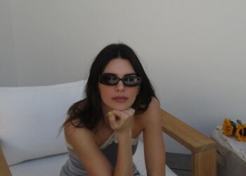 Menguak Kisah di Balik Model Termahal di Dunia