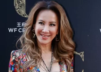 Penyanyi Hongkong CoCo Lee Tewas Bunuh Diri