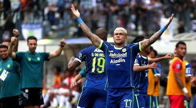 Bobotoh menunggu aksi Ciro Alves dan David Da Silva