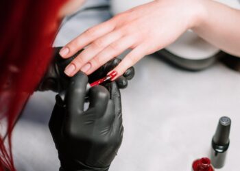 Tips Perawatan Nail Art Agar Tetap Memesona dan Awet