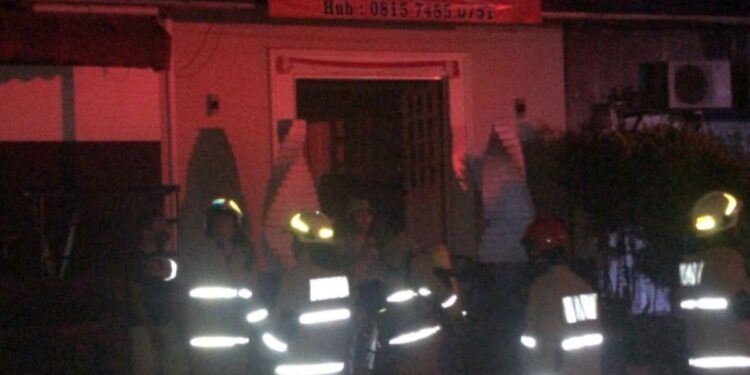 Kebakaran Akibat Puntung Rokok terjadi d Hotel F2 Melawai