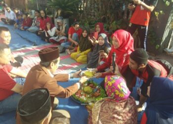 Masyarakat RW 2 Karangmekar Cimahi Antusias Ikuti Acara Tradisi Peringati HUT Ke 78 RI