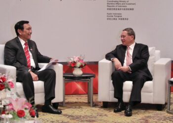 Perdana Menteri China dan Menteri Indonesia Akan Mencoba Bersama KCJB