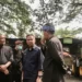Bambang Triyuliono Dampingi Bey Machmudin untuk Tinjau Beberapa TPS di Kota Bandung