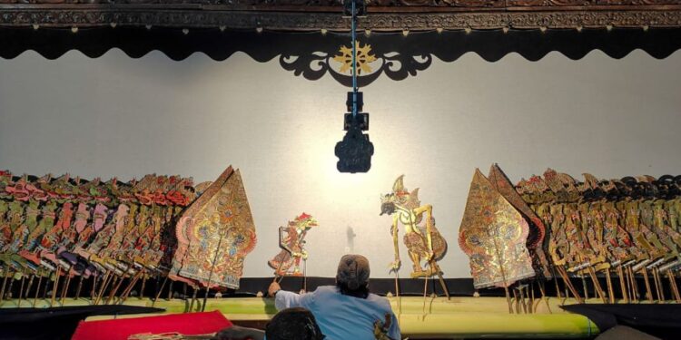 Dedi Mulyadi Hadirkan Pertunjukan Wayang Janda, Ini Maknanya