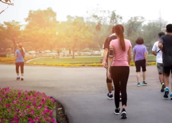 Ternyata Jalan Kaki Bisa Menurunkan Berat Badan Bagi Penderita Obesitas, Ini Penjelasannya