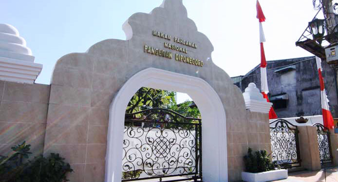 Anies Ziarah ke Makam Pangeran Diponegoro di Makassar, Tolak Usulan Pemindahan