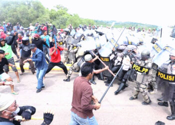 Polri dan Warga Rempang Batam Bentrok, Warga Menolak Relokasi Demi PSN Rempang Eco City