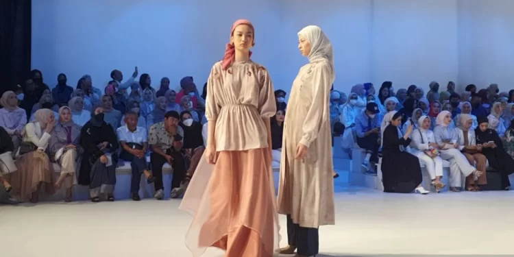 Tren Warna Pakaian Tahun 2024 Perlu Kamu Perhatikan, Ini Katanya