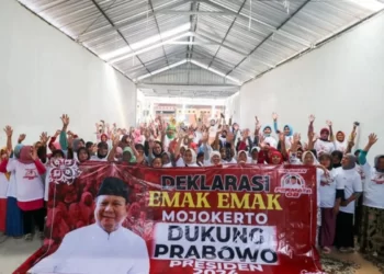 Komunitas Emak-emak di Jatim dan Jabar Dukung Prabowo Menang di Pilpres 2024