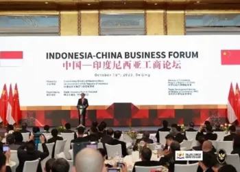 Presiden Joko Widodo Hadiri Forum Bisnis Indonesia-RRT