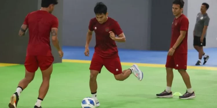 Shin Tae-Young Siapkan Leg Kedua Lawan Brunei jika Turun Hujan