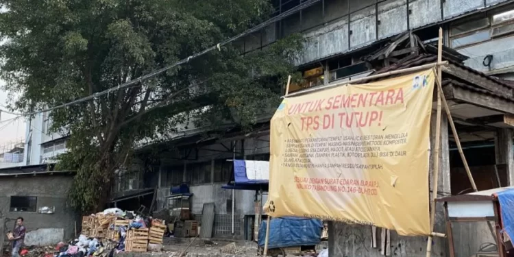 Pemkot Bandung Fokus Tangani Tumpukan Sampah di Beberapa Pasar