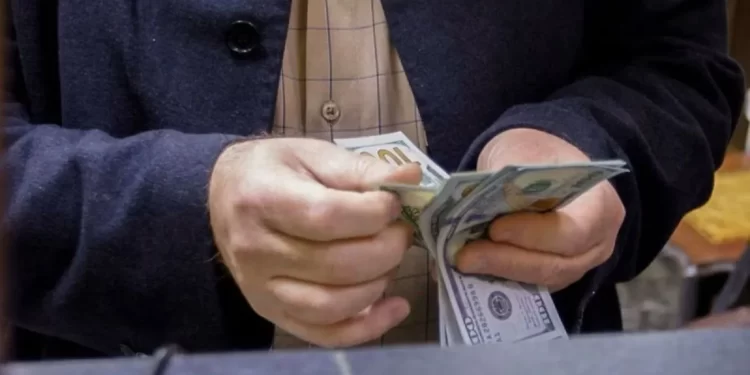 Dolar AS Melemah usai Pernyataan dari The Fed