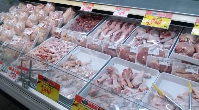 Hemat Besar dengan Ayam Broiler Hanya Rp20 Ribuan di Transmart Full Day Sale