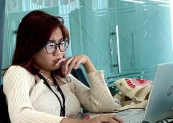 Pentingnya Jaga Kesehatan Mata dengan Metode Rule of 20