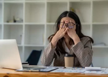 Masalah Kesehatan Mental bisa Dialami dari Usia Remaja hingga Dewasa