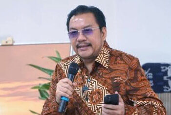 Hasil Survei Anies yang Disomasi oleh NasDem Reaksi Denny JA 'Lebay Banget